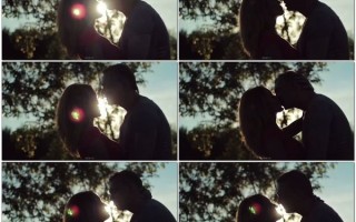 剪辑接吻短视频素材 男网红合成与知名女星的接吻视频，惹怒女星粉丝！网友：变态，他这种算不算“隔空性骚扰”？