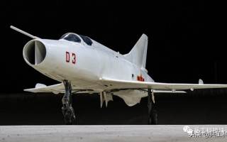 歼12技术 “空中李向阳”歼-12，世界最轻超音速战斗机，空中游击战高手