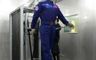 可成科技工作服图片 国产航天舱内工作服性能再提升 硬科技赋能服装产业蝶变